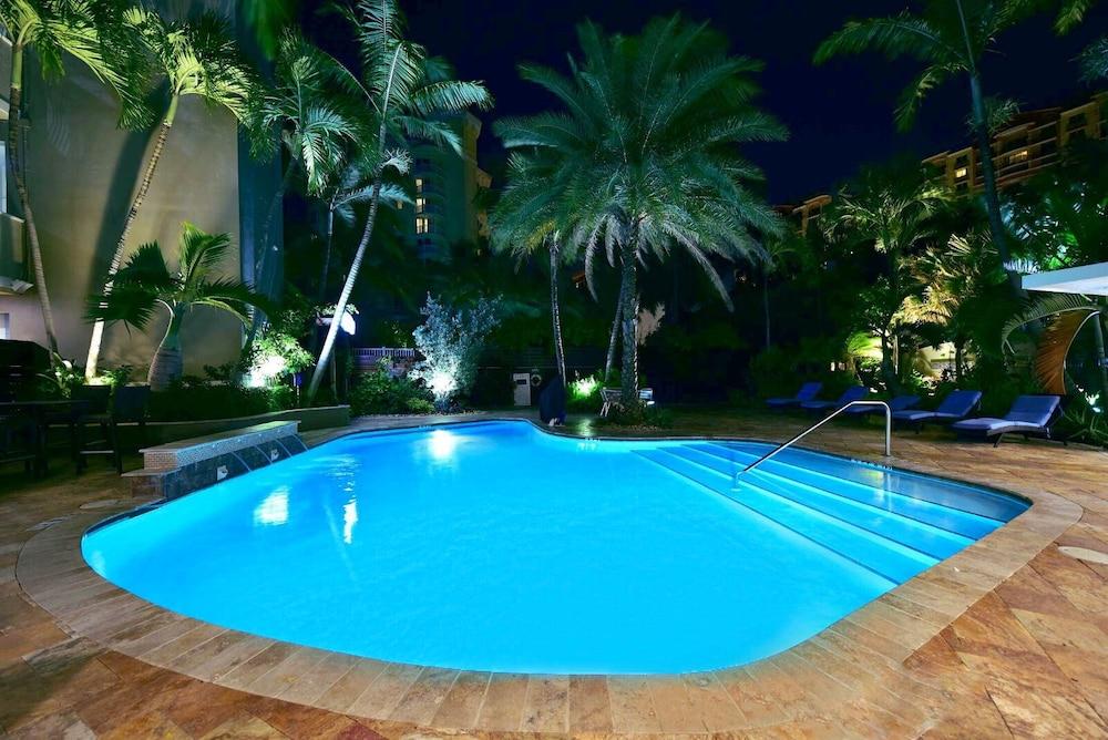פורט לודרדייל Sun Tower Hotel & Suites On The Beach מראה חיצוני תמונה